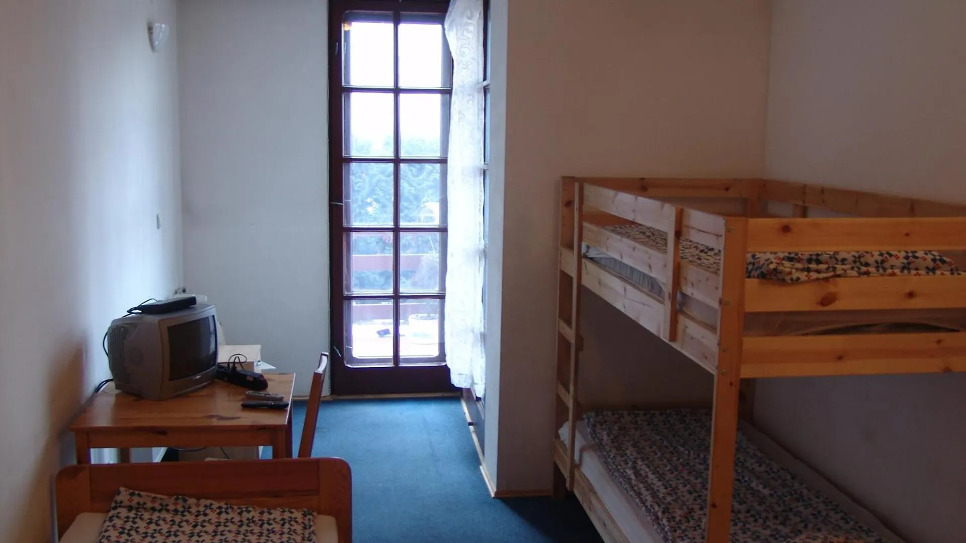 Hostel Victoria Краков 0*,